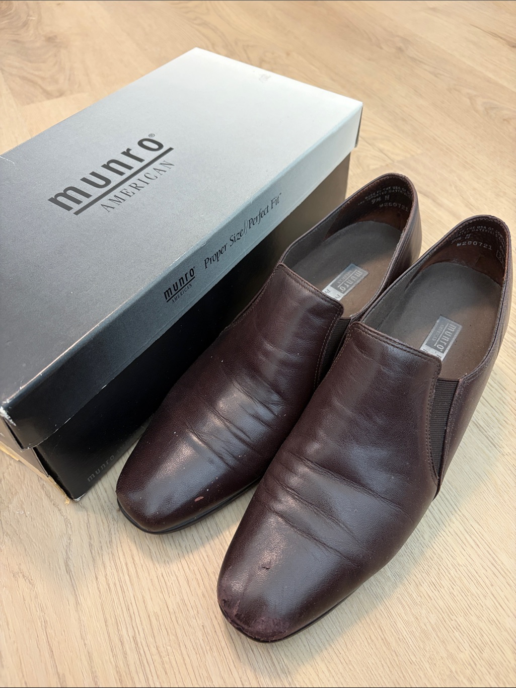 Munro Women’s Slip-On Heels In Dark Brown Leather
